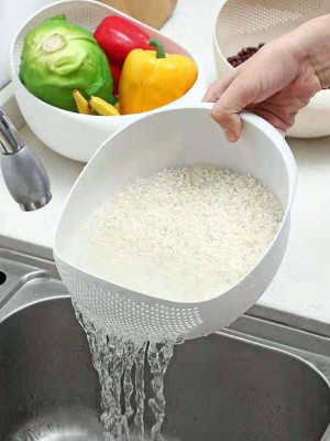 Plastic vegetable and rice washing strainer for washing vegetables, fruits, meat, grains and pasta. Kitchen Rice Washing Basket, Plastic Rice Washing Strainer, Fruits and Vegetables Wash Basin